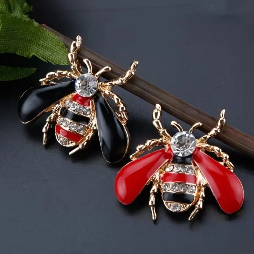 Bumble Bee Pins/Brooches 4pc Set Enamel & Rhinestones Brooch Whimsical MEDIUM